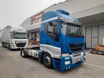 B374-Trattore stradale Iveco Stralis 480