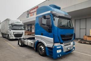 B374-Trattore stradale Iveco Stralis 480