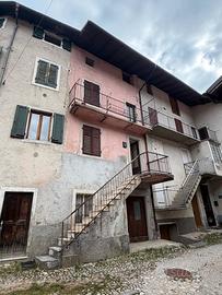 Vallarsa- Porzione di casa