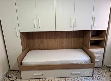 Alloggio con 2 camere e cucina spaziosa