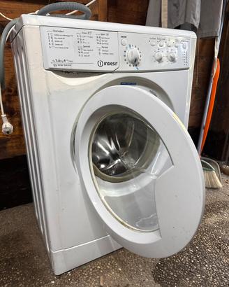 Lavatrice indesit kg.6