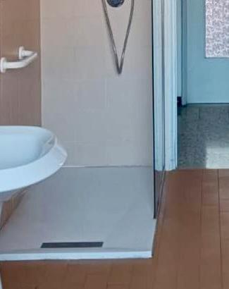Piatto doccia 140 x 80