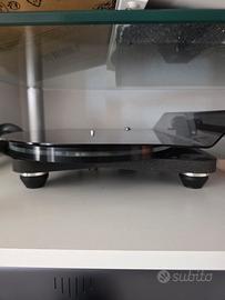 Giradischi Rega P8 con Rega Apheta 3