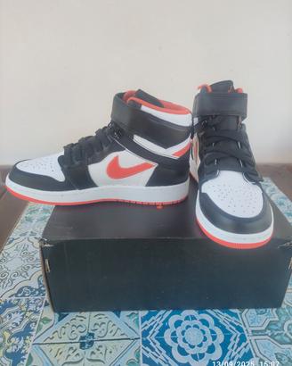 Air Jordan 1 HI FLYEASE (GS)