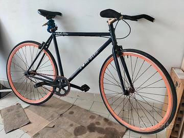 Bici scatto fisso