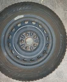 Pneumatici Ruote 195/65-15 Invernali Cerchio Toyot