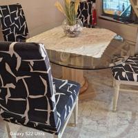 Tavolo in cristallo 160×108con base in marmo pieno