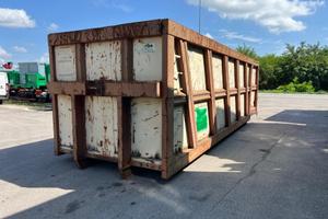 CONTAINER SCARRABILE USATO A CIELO APERTO