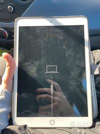 iPad 7 come nuovo per pezzi di ricambio