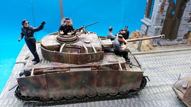 Diorama mezzi tedeschi 1:35 a Caen