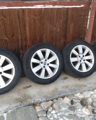 Cerchioni 16" con gomme estive