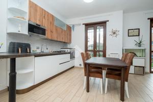 3 LOCALI A CASELLE TORINESE