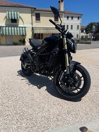 Benelli 752s