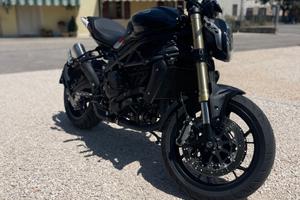 Benelli 752s