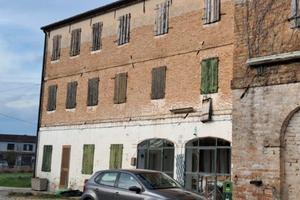 Casa coloniale da restrutturare