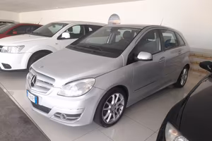 Mercedes b200
