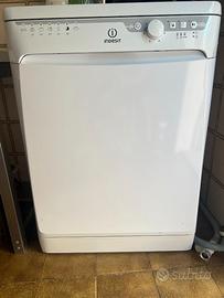 lavastoviglie Indesit DFP 27B1 A EU