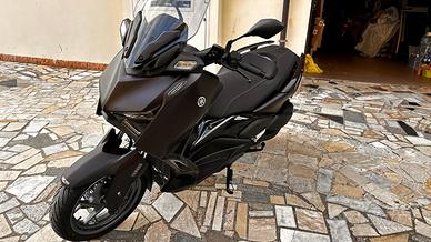 Yamaha x-max 300 tech max