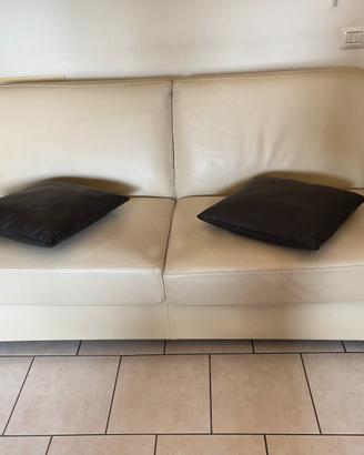Divano letto in pelle