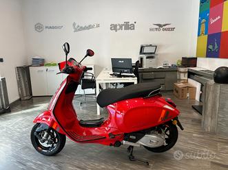 Vespa+125+sprint Vendita in Moto e scooter