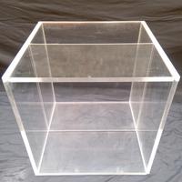 TAVOLO CUBICO SPACE AGE DESIGN 