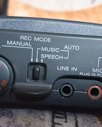 Registratore Dat Walkman SONY TCD-D7