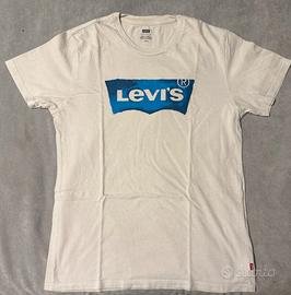 T-Shirt mai usata Levi's bianca, con logo classico