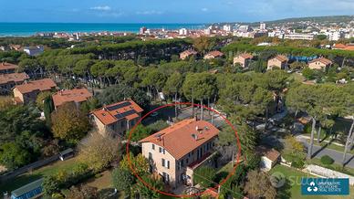 Rosignano S. - residenza di prestigio con parco