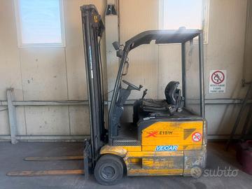 Carrello elevatore elettrico