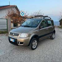 FIAT PANDA 1.3 JTD 4x4 - GANCIO TRAINO