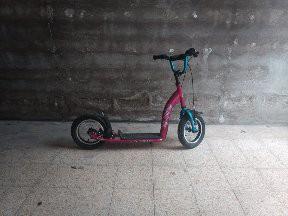 Monopattino Star Scooter 