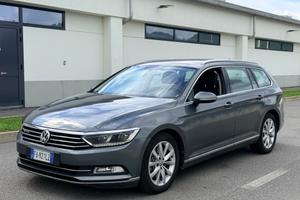 Volkswagen Passat 2.0Bitdi 239 cv 4Motion