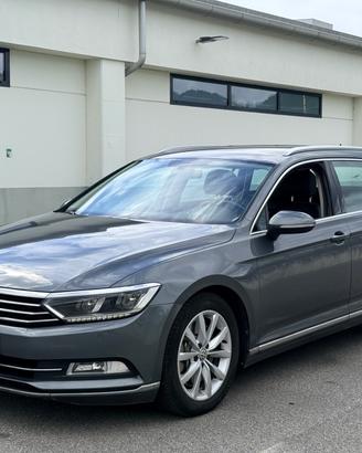 Volkswagen Passat 2.0Bitdi 239 cv 4Motion