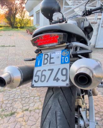 Ducati Monster 600 cc del 2001