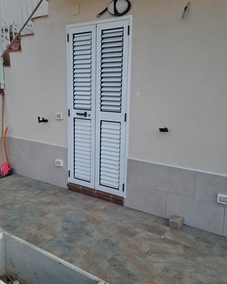 MONOLOCALE  INDIPENDENTE 