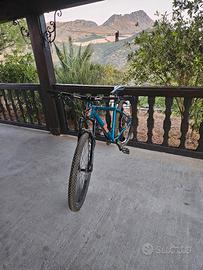 ROSE Solo Count 1 MTB – RockShox Judy, Magura MT7 