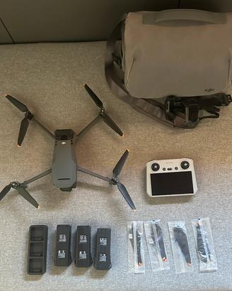 DJI Mavic 3 Classic meno di 9 ore di volo