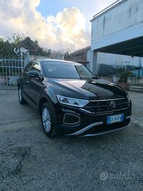 Volkswagen t-roc anno2022 diesel 2000cc 150cv