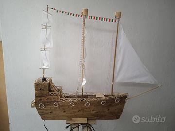 Barca a Vela tutta fatto a mano interno luminoso