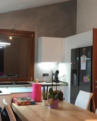Cucina moderna completa di qualità