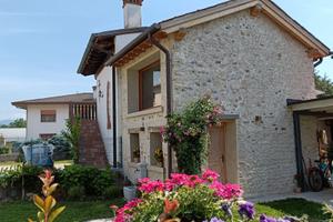 Casetta ai piedi delle colline del prosecco