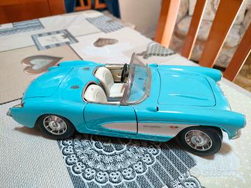 Modellino Chevrolet Corvette 1957 