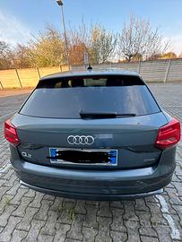 AUDI Q2  IDENTITY BLACK SLINE