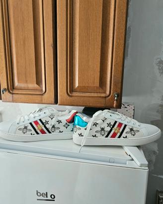 “Scarpe sportive bianche nuove numero 43 💯💥