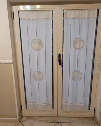 pannelli tende puro lino e uncinetto 