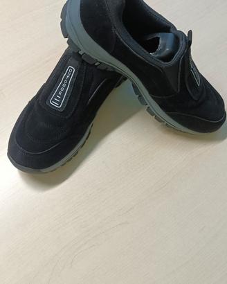 scarpe da uomo sportive nere