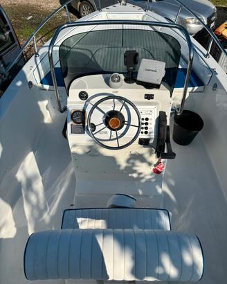 AQUAMAR SAMOA 18 HONDA BF 40D 4T CARELLO THULE