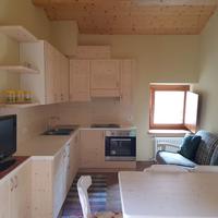 Porzione di casa in borgo di montagna