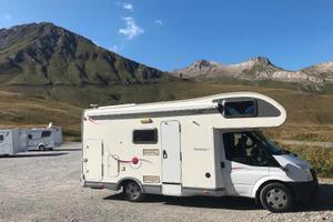 Camper challenger genesis 43 mansardato