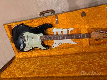 Fender custom shop 69 relic Stratocaster 2000